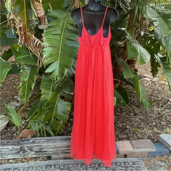 Vintage walk-through nylon nightgown/jumpsuit - Picture 4 of 6